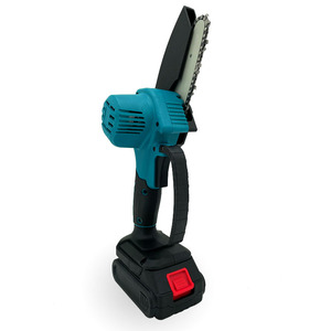 Mini tronçonneuse sans fil portable en plastique, personnalisable OEM, fabriquée à la main, de qualité industrielle, pour le travail du bois, avec batterie au lithium 21V - Product Image 3