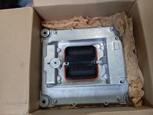 Unité de contrôle électronique ECM ECU 20814594 Module de contrôle moteur 20814594 - Product Image 4