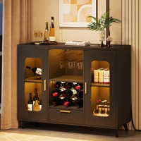 Meuble bar moderne en bois noir avec éclairage LED, prises électriques, portes à battants, rangement pour vin et café pour la maison