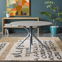 Mobilier de salle à manger personnalisé, moderne et léger de luxe avec pieds en métal et dessus de table en verre trempé pour 2 places