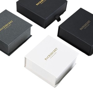 Boîtes à bijoux en carton écologiques personnalisées avec logo magnétique carré, doublure en éponge, certifiées RoHS, pour le rangement des boucles d'oreilles et des bagues, vente en gros - Product Image 6