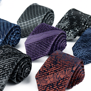 Corbata de Seda con Estampado Floral Paisley Premium Hecha <span class=keywords><strong>a</strong></span> <span class=keywords><strong>Mano</strong></span>, Corbata de Fabricante con Logotipo, Corbata Plisada <span class=keywords><strong>para</strong></span> Hombre - Product Image 3