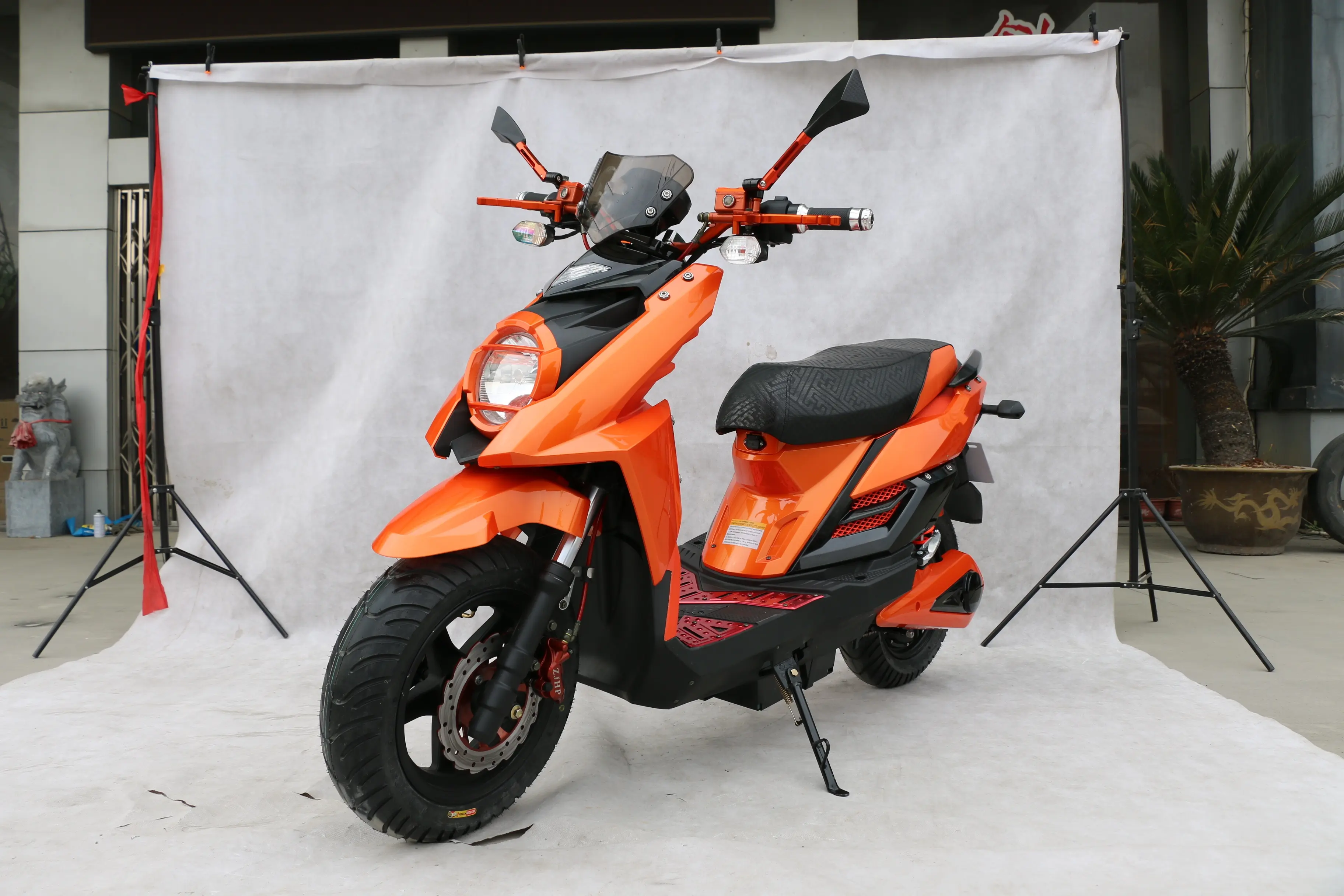 EU US magazzino fabbrica in magazzino 72V 1000w ad alta potenza 2 posti scooter di mobilità con connessione bluetooth bici elettrica