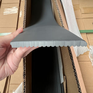 Zócalo de Goma/PVC Impermeable, Diseño Moderno, Ideal para Hoteles, Oficinas y Acabados Interiores Residenciales - Product Image 1