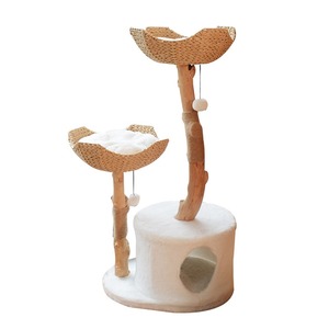 Arbre à chat en bois naturel massif avec structure tressée, nid pour chat intégré au sol, adapté aux chats petits et grands. - Product Image 1