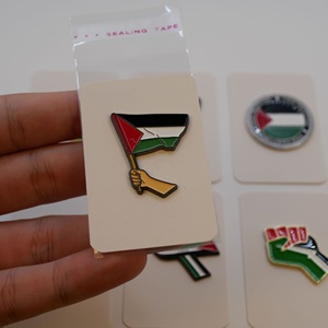 Ensemble de badges en émail personnalisés avec drapeau et carte de Palestine modernes, emblèmes nationaux palestiniens pour la décoration de téléphone - Product Image 3