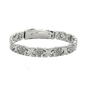European American Magnetic Four Leaf <b>Clover</b> <b>Bracelet</b> For Women Zinc Alloy Claw Setting Jewelry Gift - Product Image 2