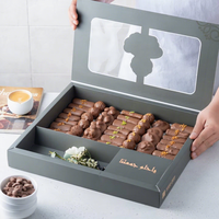 Boîte à dessert en chocolat de qualité supérieure personnalisée avec couvercle à fenêtre, pâtisserie, biscuits sucrés, date delight, baklava, kunafa, boîte cadeau en papier rigide