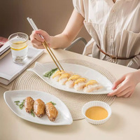 Assiette en céramique blanche en forme de poisson, plat de service en relief pour fruits de mer, steak, décoration de table pour la maison et la cuisine
