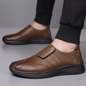Mocassins en similicuir pour hommes, bout rond, à enfiler, semelle en caoutchouc, chaussures décontractées toutes saisons - Product Image 4
