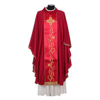 Chasuble catholique en polyester de qualité et étole brodée à la machine