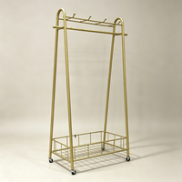Porte-manteau en fer pour bébé avec design écologique, robuste et peu encombrant, idéal pour la chambre d'enfant, le salon, le bureau à domicile, l'hôtel
