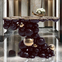 Console contemporaine moderne en acier inoxydable sculpté à la main, table de console haut de gamme laquée noire avec accents dorés, pour entrée, hôtel, maison, villa