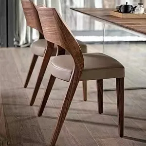 Free Sample Wicker Wooden Home Furniture Rattan Back with Soft Cushion Wood Kitchen Dining Restaurant Chair