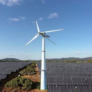 Kit éolien complet certifié CE ISO pour usage domestique et agricole 5-30KW avec option hors réseau ALLRUN AR5.2-5KW AR5.2-5KW Produits éoliens - Product Image 3
