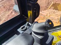Bulldozer d'occasion SEM 818F 818D 197HP 17 tonnes SLGP avec ripper et lame SU, attache rapide hydraulique d'origine Caterpillar, en Chine