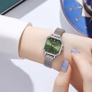 Nouvelle montre pour femme au design carré simple Bracelet en maille imperméable de style digne d'Instagram parfait pour les étudiants - Product Image 5