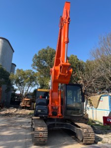 รถขุดฮิตาชิ ZX120 มือสอง น้ำหนัก 12 ตัน เครื่องยนต์โคมัตสึ บำรุงรักษาง่าย พร้อมส่งมอบ - Product Image 6