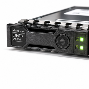 P40512-K21 3.84TB 12Gbps Disque SSD SAS multi-vendeurs SFF BC à usage mixte pour serveur - Product Image 4
