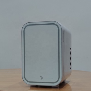 Mini Frigo per Cosmetici da <span class=keywords><strong>Tavolo</strong></span> 8L con Porta <span class=keywords><strong>a</strong></span> Specchio e Luce LED, Carino <span class=keywords><strong>Frigorifero</strong></span> Smart per la Cura della Pelle e il Trucco - Product Image 5