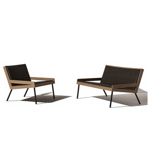 Ensemble <span class=keywords><strong>table</strong></span> et chaises d'extérieur en bambou de style minimaliste moderne avec structure en fer pour cour, jardin, villa, hôtel et balcon - Product Image 1