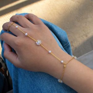 <span class=keywords><strong>Bracciale</strong></span> a catena con anello da dito in acciaio inossidabile placcato oro 18 carati, stile boho con perline e fiore, <span class=keywords><strong>bracciale</strong></span> con manico dorato - Product Image 4