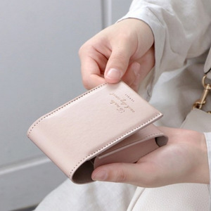Estuche para guardar tubos de lápiz labial, bolsa de cuero PU coreana para lápiz labial, bolsa de maquillaje pequeña y portátil con logo personalizable. - Product Image 5