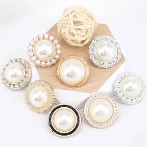 Bán buôn nút tùy chỉnh ABS UV nhựa <span class=keywords><strong>Rhinestone</strong></span> Shank nút áo cho quần áo - Product Image 1