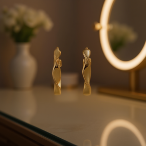 Orecchini a Cerchio in Oro E4216, Design Minimalista per Uso Quotidiano, Gioielli Raffinati Unisex - Product Image 2