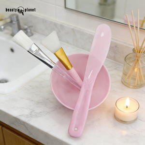 Ensemble de spatules en argile 4-en-1 Beauty Planet Facial Spa pour masques DIY, pinceaux de mélange cosmétique et bol en silicone pour soins de la peau - Product Image 3