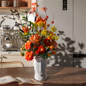 <span class=keywords><strong>Kit</strong></span> Floreale Artificiale di Lusso Rosso Scuro con Vaso per Arredamento Ufficio Moderno e Progetti di Paesaggistica Commerciale - Product Image 4