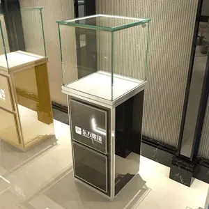 Lujo Realidad Virtual muebles únicos tienda frente oro showroom joyería Acero inoxidable vitrina de vidrio