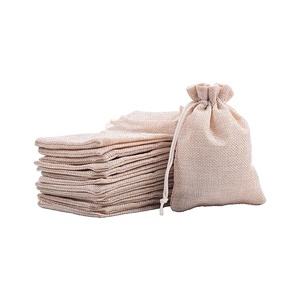 Sac en toile de jute à cordon personnalisé, écologique et bio, pour bonbons, jouets, noix, cadeaux de Noël - Product Image 3