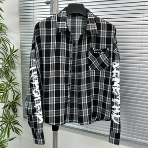 Camiseta de Gran Tamaño con Estampado Urbano, Camiseta de Manga Larga Térmica de Algodón de Diseñador, Camisa de Franela a Cuadros con Botones Personalizada para Hombre - Product Image 1