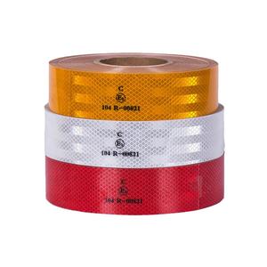 Reflectores Adhesivos de PVC Luminosos Reflex Reflective con Grosor y Color Personalizables - Product Image 2