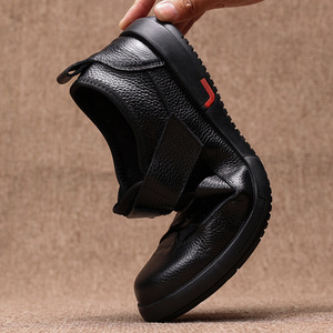 Men's Genuine Leather Flat <b>Sandals</b> <b>Closed</b> <b>Toe</b> Rubber Outsole Breathable Casual Outdoor Shoes - Product Image 3