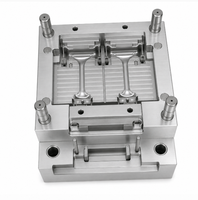 Moule d'injection plastique sur mesure en acier pour éclairage de scène, mobilier de bureau, petit support de tige, composant de suspension, fabricant OEM ODM