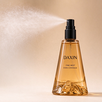 Vente en gros de flacons de parfum en verre personnalisés avec logo, 30 ml, forme conique pyramidale, fond volcanique, flacon de parfum rechargeable avec bouchon en bois