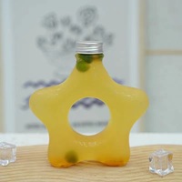 Botol minuman plastik kustom PETG 500ml harga produsen wadah kopi liburan khusus dengan kapasitas tinggi