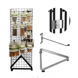 Panel de malla de torre de alambre de zinc cromado triangular Estante de exhibición de pared de altura ajustable con base y ruedas para uso en interiores/exteriores - Product Image 3
