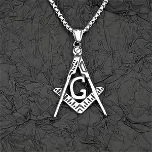 Colgante Masónico de Acero de Titanio para Hombre, Diseño Geométrico, Uso Diario - Product Image 2