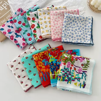 Zachte bloemenkatoenen vierkante sjaal Bandana Stofdichte fietshoofddoek Gezichtsbedekking Bandana voor fietsen Bergwandelen Verjaardag