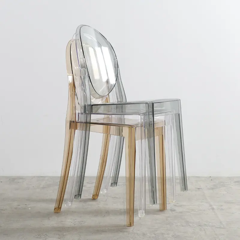 Chaise de mariage moderne en plastique cristal à dossier haut et bon marché chaise de salle à manger Ghost en acrylique transparent pour événement à vendre