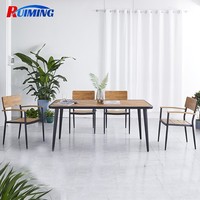 Vente en gros Table et chaises modernes en bois plastique pour l'extérieur Ensemble de salle à manger tout temps en WPC pour patio et jardin Prix bon marché