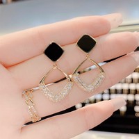 Puces d'Oreilles Carrées pour Femmes, Bijoux de Fête Accessoires de Mode Quotidienne Personnalité, Cadeaux d'Anniversaire