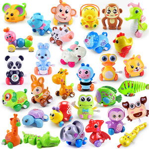 Safety Prevention Injury Wind-up Toys Wholesale Clockwork Toys Mini Gifts Custom Chicken Duck Bird Cat Wind Up Toy