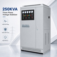 Stabilisateur de tension servo triphasé 150 kVA, robuste, 380 V, réponse en 1,5 s, protection contre les courts-circuits, équipement industriel critique