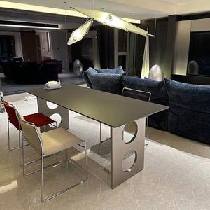 โต๊ะรับประทานอาหารสแตนเลสทรงสี่เหลี่ยมสไตล์โมเดิร์นมินิมอลพร้อมท็อปหินสำหรับพื้นที่ใช้สอยในอพาร์ทเมนต์ขนาดเล็ก - Product Image 2