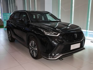 2022สำหรับคราวน์คลูเกอร์รถเทอร์โบระบบอัตโนมัติ AWD พร้อมเครื่องยนต์4L สีดำตกแต่งภายในและระบบควบคุมความเร็วคงที่ตัวแทนจำหน่ายสินค้า - Product Image 4