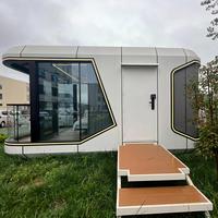 Capsule spatiale futuriste tout-en-un : maison portable intégrée idéale pour les hébergements en zone touristique et le camping en plein air